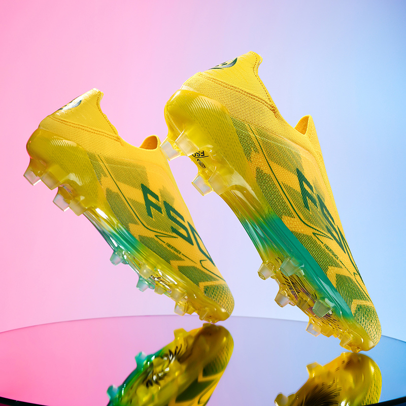 Sneaker Zone - Sepatu Bola Pria Baru Berkualitas Tinggi,